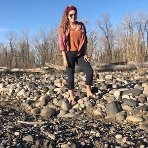 Meet your Posher, Becca